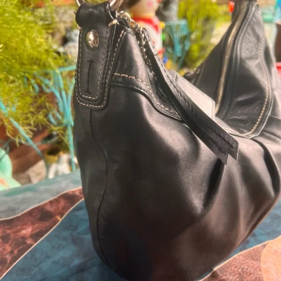 Coach purse women - Picture 2 of 15